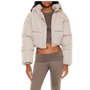 Forever 21 Women's Beige Puffer Jacket Size Large